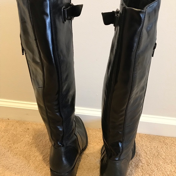 BORN NWOT ! Tall Boots size 8 😊 - Picture 3 of 6